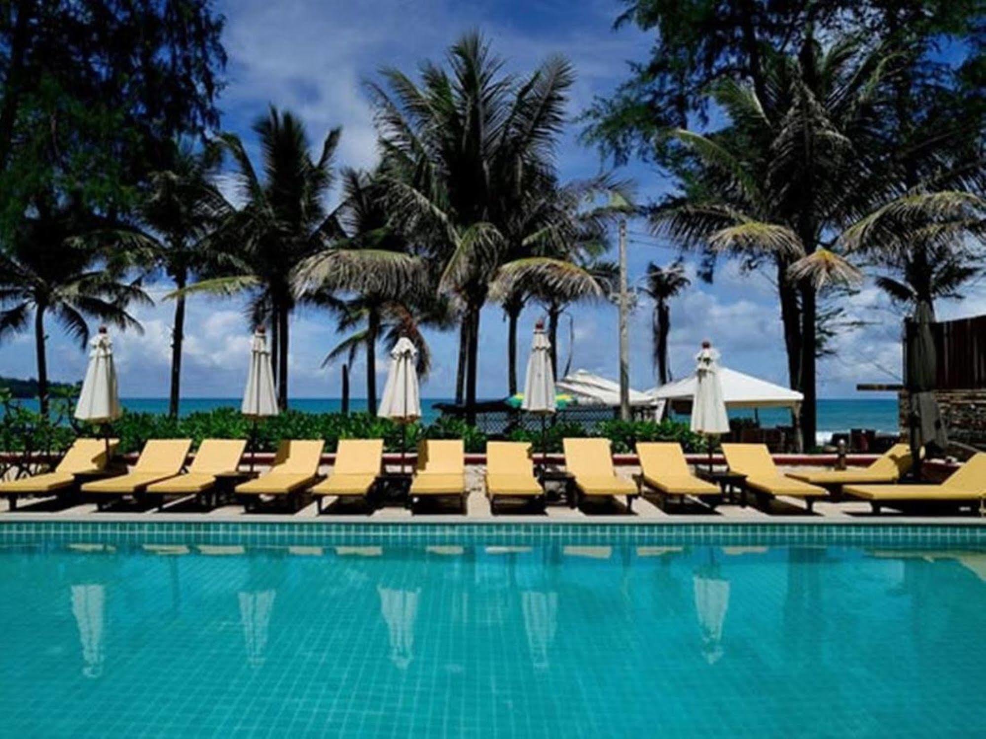 Kamala Beachfront Apartment Praia de Kamala Exterior foto